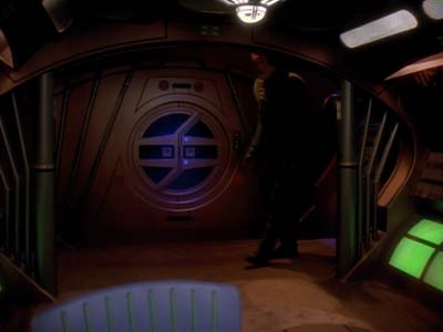 Star Trek: Deep Space Nine Screencaps "Prophet Motive" (S3:E16)