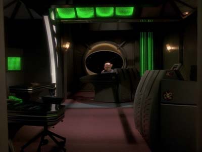 Star Trek: Deep Space Nine Screencaps "Prophet Motive" (S3:E16)