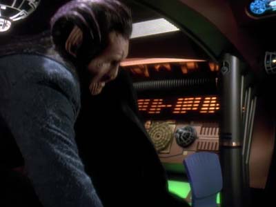Star Trek: Deep Space Nine Screencaps "Prophet Motive" (S3:E16)