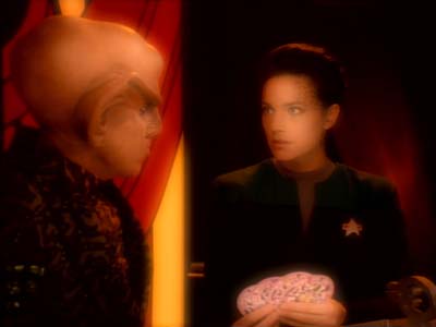 Star Trek: Deep Space Nine Screencaps "Prophet Motive" (S3:E16)