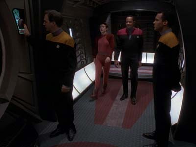 Star Trek: Deep Space Nine Screencaps "Visionary" (S3:E17)
