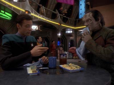Star Trek: Deep Space Nine Screencaps "Distant Voices" (S3:E18)