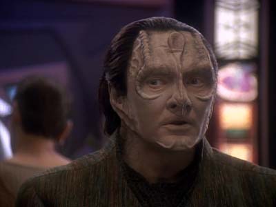 Star Trek: Deep Space Nine Screencaps "Distant Voices" (S3:E18)