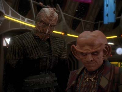 Star Trek: Deep Space Nine Screencaps "Distant Voices" (S3:E18)