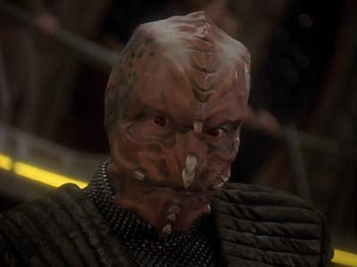 Star Trek: Deep Space Nine Screencaps "Distant Voices" (S3:E18)