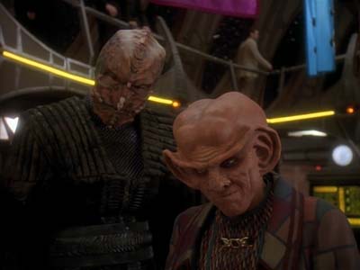 Star Trek: Deep Space Nine Screencaps "Distant Voices" (S3:E18)