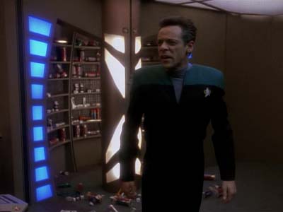 Star Trek: Deep Space Nine Screencaps "Distant Voices" (S3:E18)