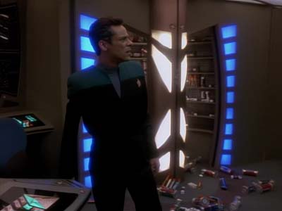 Star Trek: Deep Space Nine Screencaps "Distant Voices" (S3:E18)