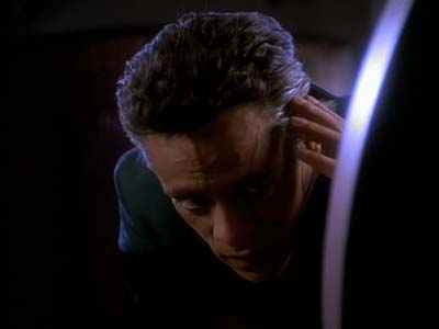 Star Trek: Deep Space Nine Screencaps "Distant Voices" (S3:E18)