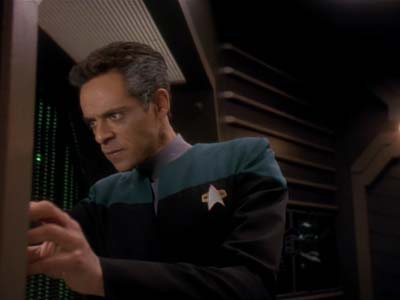 Star Trek: Deep Space Nine Screencaps "Distant Voices" (S3:E18)