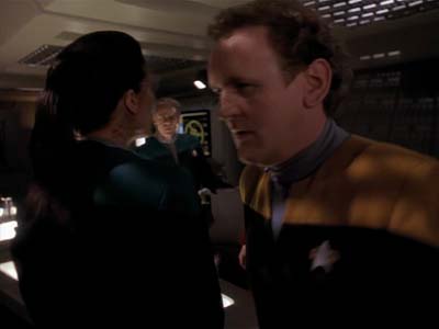 Star Trek: Deep Space Nine Screencaps "Distant Voices" (S3:E18)