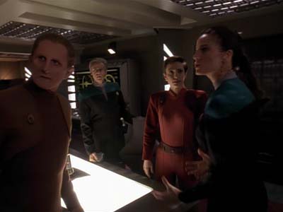 Star Trek: Deep Space Nine Screencaps "Distant Voices" (S3:E18)