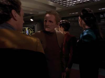 Star Trek: Deep Space Nine Screencaps "Distant Voices" (S3:E18)