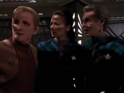 Star Trek: Deep Space Nine Screencaps "Distant Voices" (S3:E18)