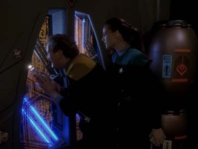 Star Trek: Deep Space Nine Screencaps "Distant Voices" (S3:E18)