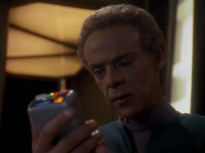 Star Trek: Deep Space Nine Screencaps "Distant Voices" (S3:E18)