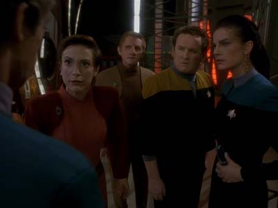 Star Trek: Deep Space Nine Screencaps "Distant Voices" (S3:E18)