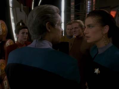 Star Trek: Deep Space Nine Screencaps "Distant Voices" (S3:E18)