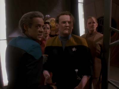Star Trek: Deep Space Nine Screencaps "Distant Voices" (S3:E18)