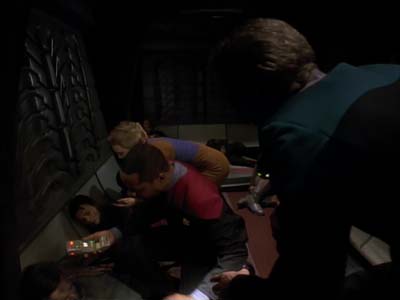 Star Trek: Deep Space Nine Screencaps "Distant Voices" (S3:E18)