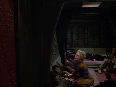 Star Trek: Deep Space Nine Screencaps "Distant Voices" (S3:E18)