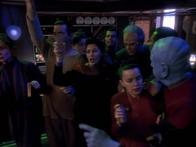 Star Trek: Deep Space Nine Screencaps "Distant Voices" (S3:E18)