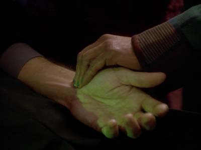 Star Trek: Deep Space Nine Screencaps "Distant Voices" (S3:E18)