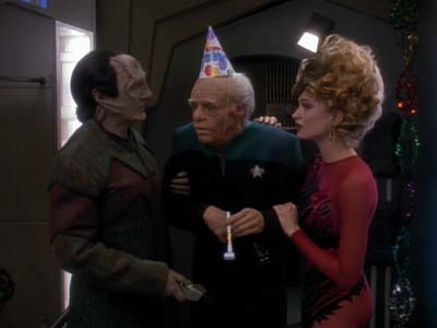Star Trek: Deep Space Nine Screencaps "Distant Voices" (S3:E18)