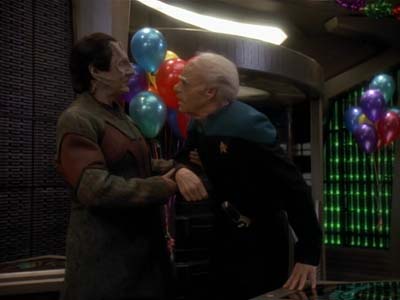 Star Trek: Deep Space Nine Screencaps "Distant Voices" (S3:E18)