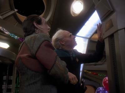 Star Trek: Deep Space Nine Screencaps "Distant Voices" (S3:E18)