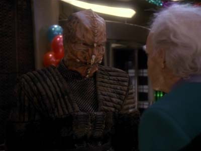 Star Trek: Deep Space Nine Screencaps "Distant Voices" (S3:E18)