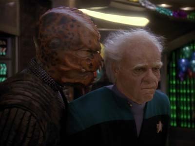 Star Trek: Deep Space Nine Screencaps "Distant Voices" (S3:E18)