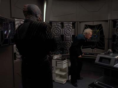 Star Trek: Deep Space Nine Screencaps "Distant Voices" (S3:E18)