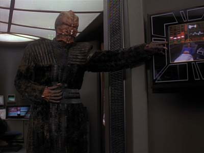 Star Trek: Deep Space Nine Screencaps "Distant Voices" (S3:E18)