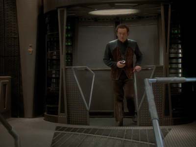 Star Trek: Deep Space Nine Screencaps "Through the Looking Glass" (S3:E19)