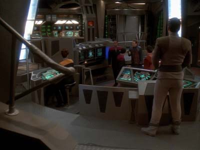 Star Trek: Deep Space Nine Screencaps "Through the Looking Glass" (S3:E19)