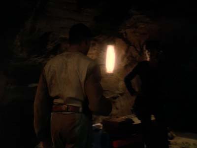 Star Trek: Deep Space Nine Screencaps "Through the Looking Glass" (S3:E19)