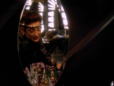 Star Trek: Deep Space Nine Screencaps "Through the Looking Glass" (S3:E19)