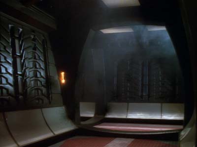 Star Trek: Deep Space Nine Screencaps "Through the Looking Glass" (S3:E19)