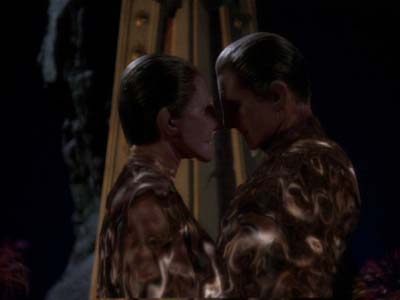 Star Trek: Deep Space Nine Screencaps "The Search, Part II" (S3:E2)