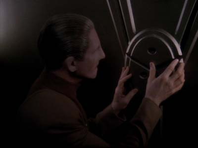 Star Trek: Deep Space Nine Screencaps "The Search, Part II" (S3:E2)