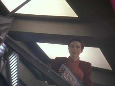 Star Trek: Deep Space Nine Screencaps "Improbable Cause" (S3:E20)