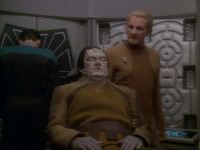 Star Trek: Deep Space Nine Screencaps "Improbable Cause" (S3:E20)