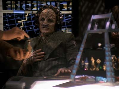 Star Trek: Deep Space Nine Screencaps "Improbable Cause" (S3:E20)