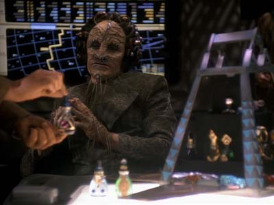 Star Trek: Deep Space Nine Screencaps "Improbable Cause" (S3:E20)