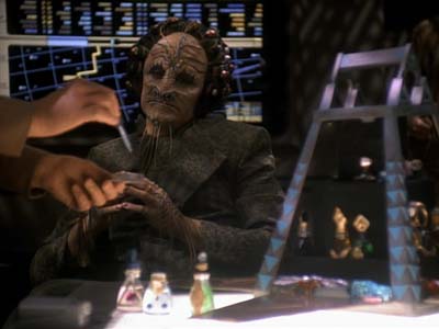 Star Trek: Deep Space Nine Screencaps "Improbable Cause" (S3:E20)