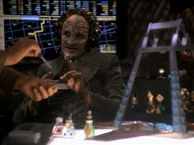 Star Trek: Deep Space Nine Screencaps "Improbable Cause" (S3:E20)