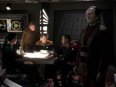 Star Trek: Deep Space Nine Screencaps "Improbable Cause" (S3:E20)
