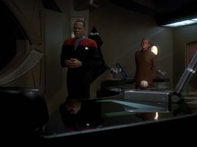 Star Trek: Deep Space Nine Screencaps "Improbable Cause" (S3:E20)