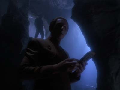 Star Trek: Deep Space Nine Screencaps "Improbable Cause" (S3:E20)